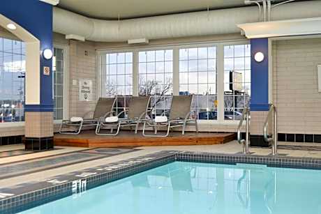 Amenida Residences, Calgary