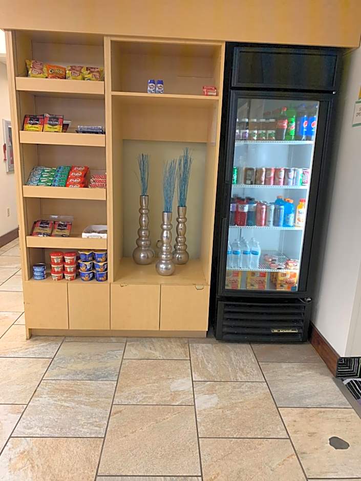 La Quinta Inn & Suites by Wyndham Davenport