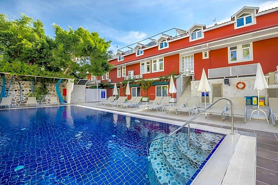Tonoz Beach Hotel