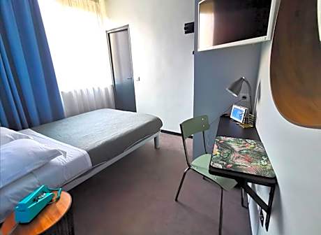 Economy Single Room