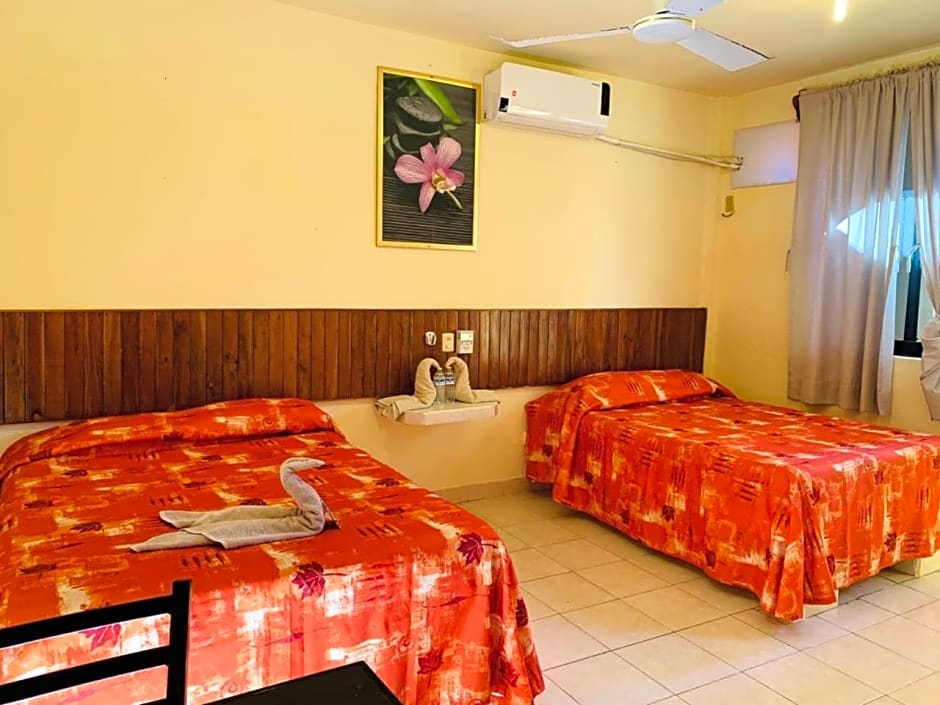 Hotel Sociedad y Maristas