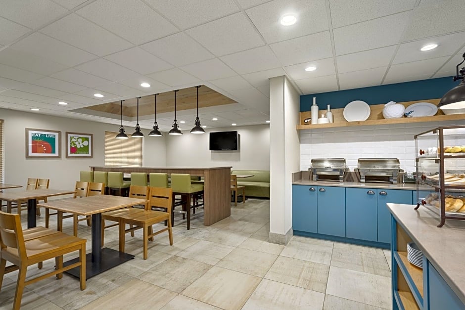 Country Inn & Suites by Radisson, Williamsburg Historic Area, VA