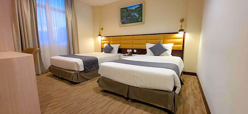 Hallmark Crown Hotel