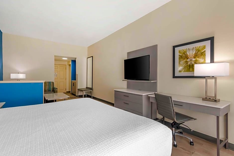 Best Western Plus Lake Lanier Gainesville Hotel & Suites