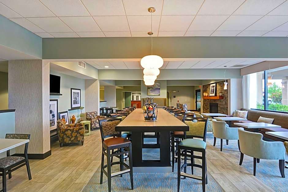 Hampton Inn By Hilton Lewisburg