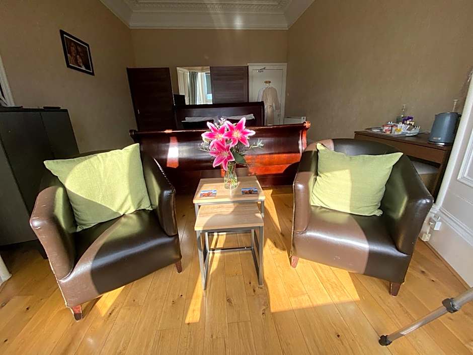 Ardmor Guest House
