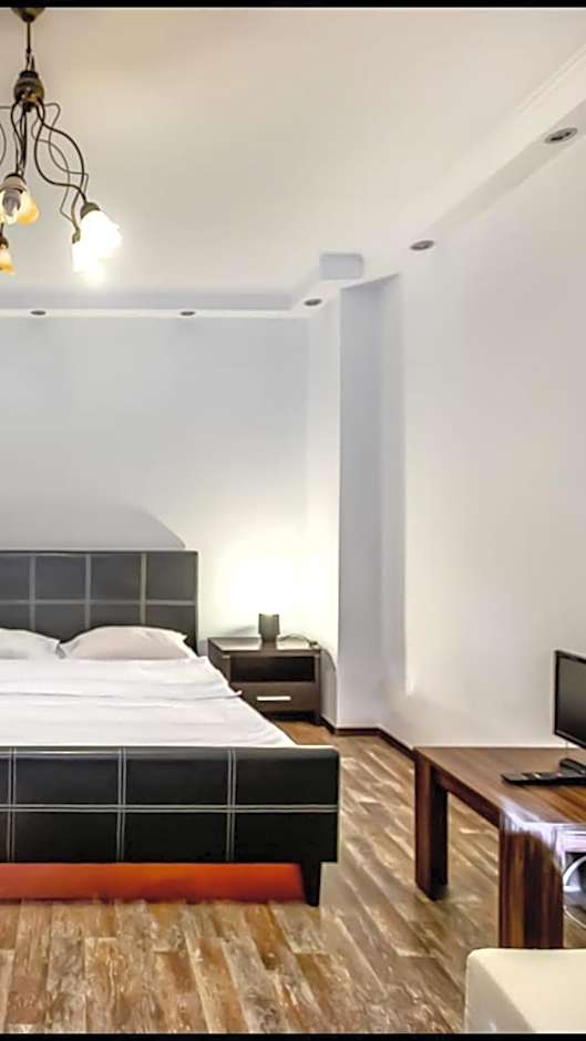 Piata Sfatului Central