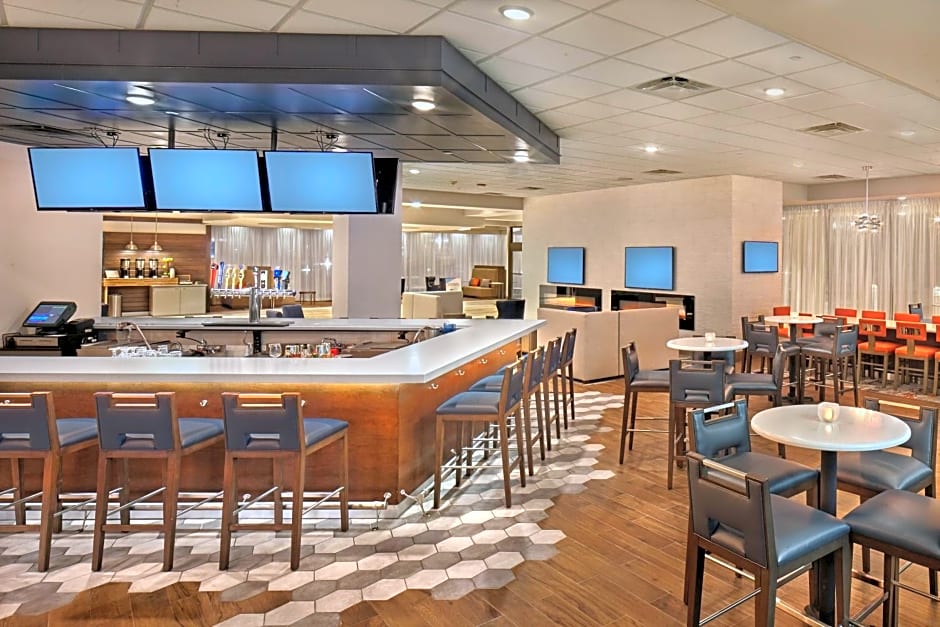DoubleTree by Hilton Little Rock