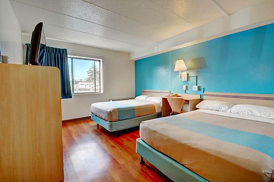 Motel6 Newport, RI