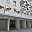 James Hotel & Apartments