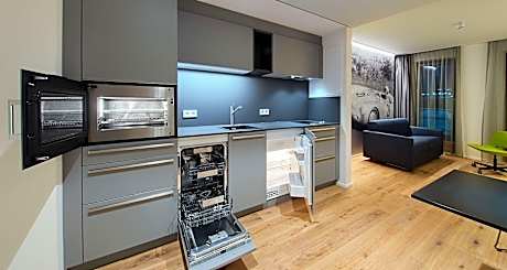 1 Double Bed, Junior Suite, Living Room, Kitchenette, Balcony