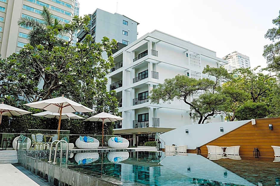 Floral Court Hotel & Residence Sukhumvit 13
