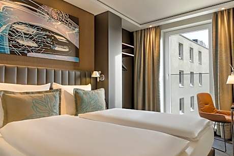 Room with Queen Size Bed
