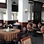 Songphanburi Hotel