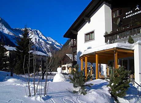 Apartments Hohenberger Mallnitz - Tauernbad und Sauna im Winter inklusive!