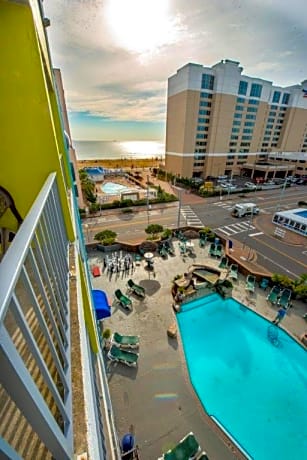 Days Inn by Wyndham Virginia Beach At The Beach
