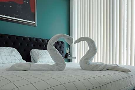 Luxury Condo w/Fascinating View&Free Parking