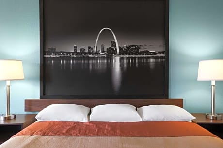 Queen Room - Disability Access/Non-Smoking