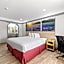 Days Inn by Wyndham Kenedy