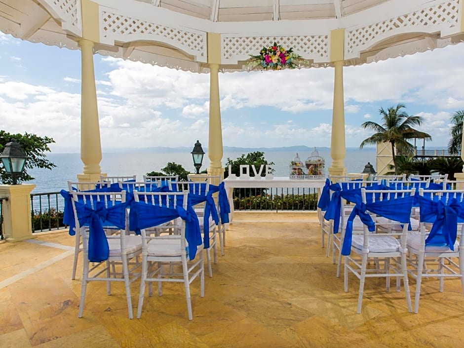 Bahia Principe Grand Cayacoa