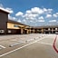 Days Inn & Suites by Wyndham La Porte