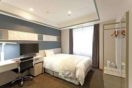 Double Room with Small Double Bed - Non-Smoking