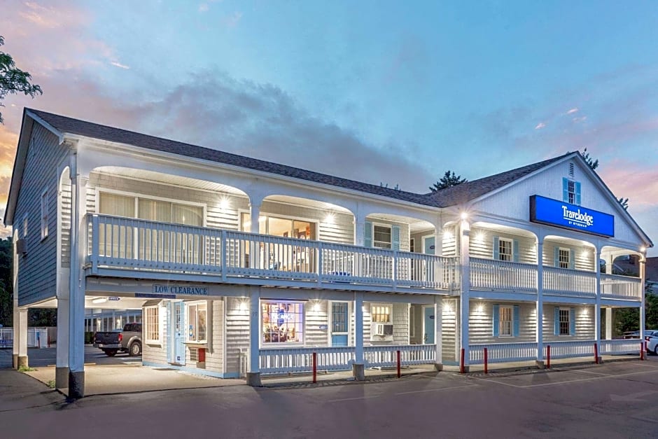 Travelodge by Wyndham Cape Cod Area