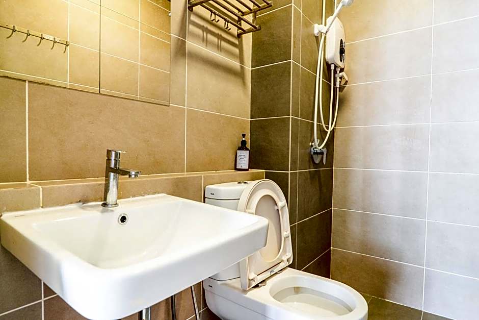 D'Pristine Theme Suite by Nest Home at LEGOLAND