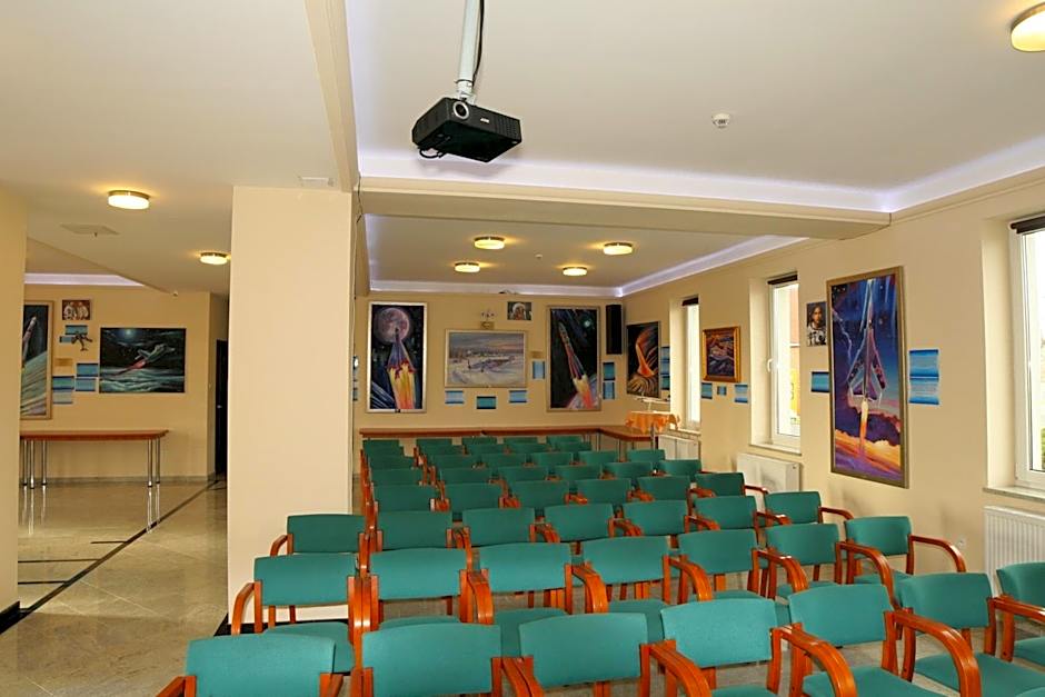 Hotel Kosmonauty Wrocław-Airport