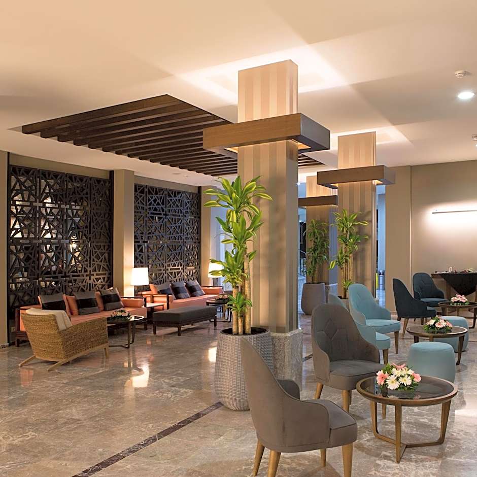 Paloma Marina Suites - Adult Only