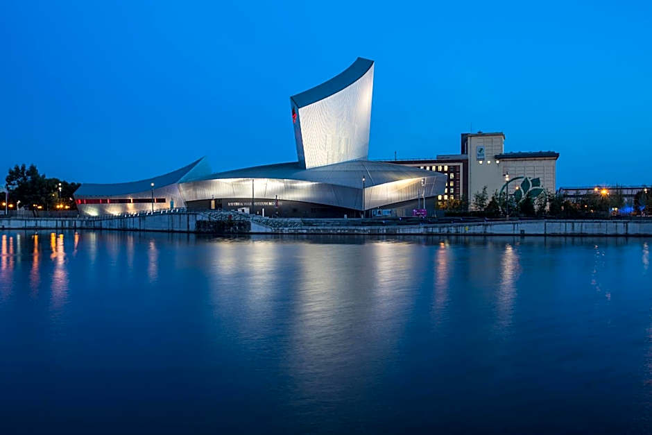 Manchester Portland By Sunday