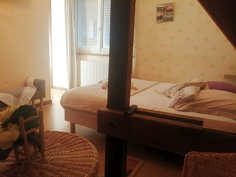 Maison D'hotes Les Vallees – Saint-Quentin-sur-le-Homme, IA