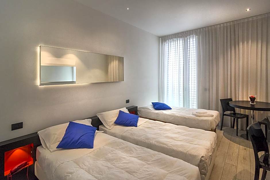 Blue Shades Hotel