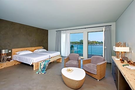 Junior Suite with Balcony and Lagoon View