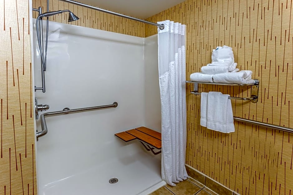 Holiday Inn Express Hotel & Suites Bowling Green By IHG