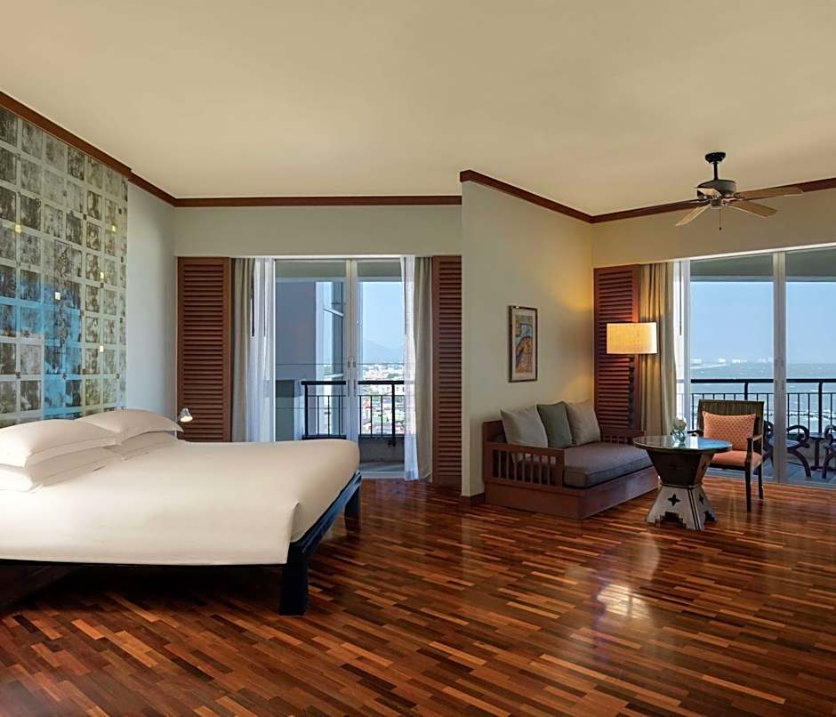 Photo 1 of 5 of Junior 1 King Bed Suite, Ocean View
