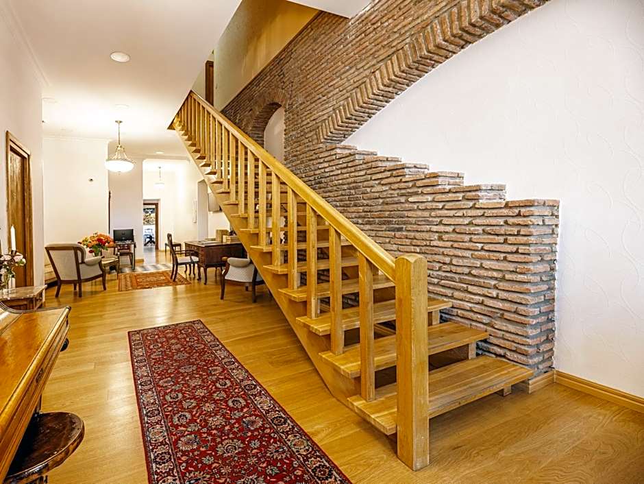 Octava Boutique Hotel