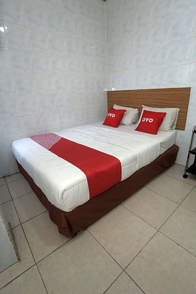 OYO 92677 Hotel Bintaro