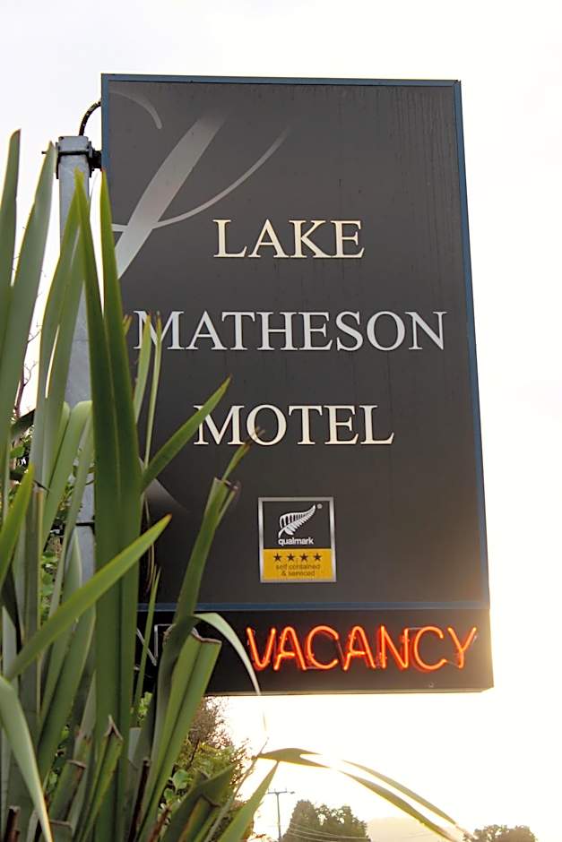 Lake Matheson Motel