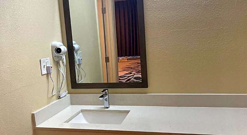 Red Roof Inn Haltom City