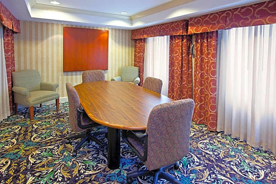 Staybridge Suites Louisville - East By IHG