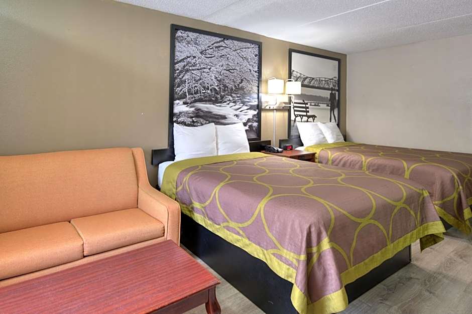 Super 8 by Wyndham Knoxville West/Farragut