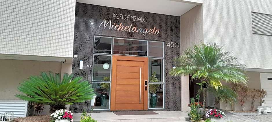 Apartamento no 20 piso com 90m2 e linda vista