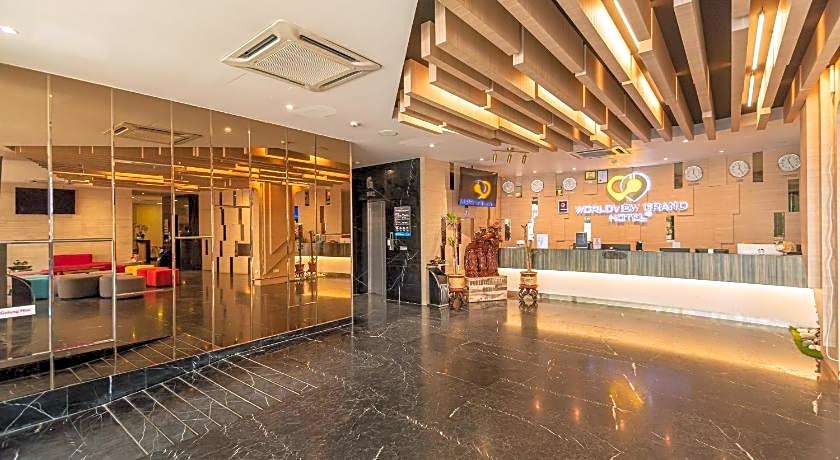 Worldview Grand Hotel