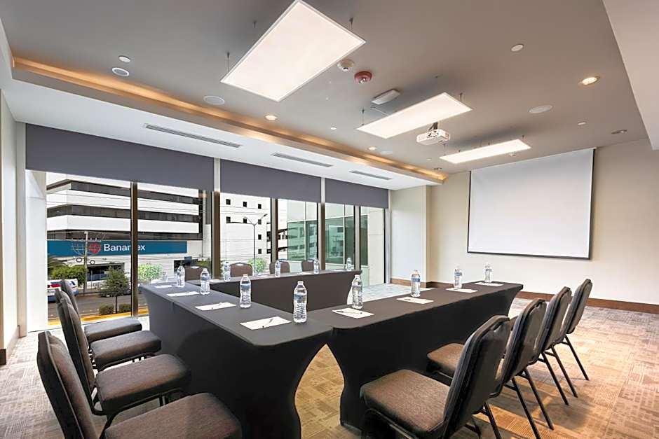Hampton Inn By Hilton Leon, Guanajuato, Mexico