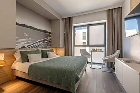 Family Room with Terrace (Two Connecting Rooms)