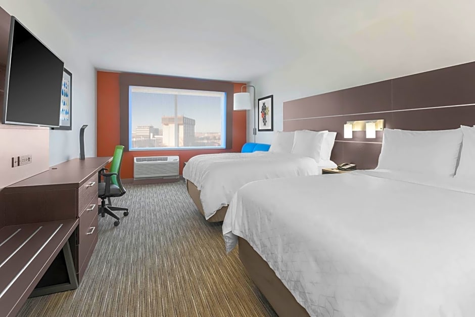 Holiday Inn Express & Suites Chicago OHare Airport, an IHG Hotel By IHG
