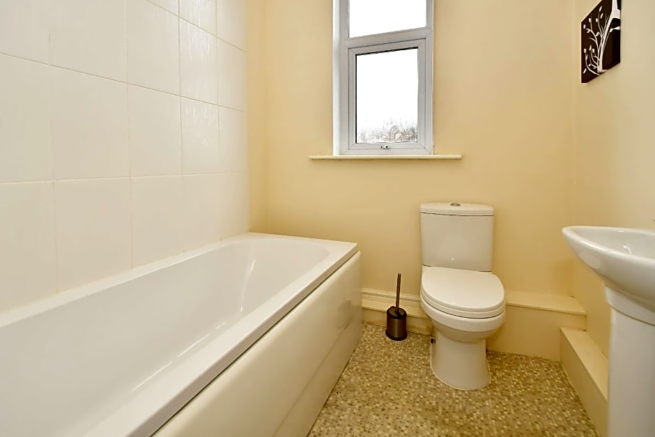 Townhouse @ 178 Ruskin Road Crewe