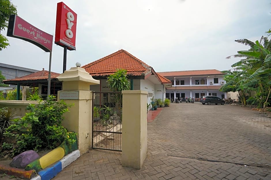 OYO 2003 Female Guest House
