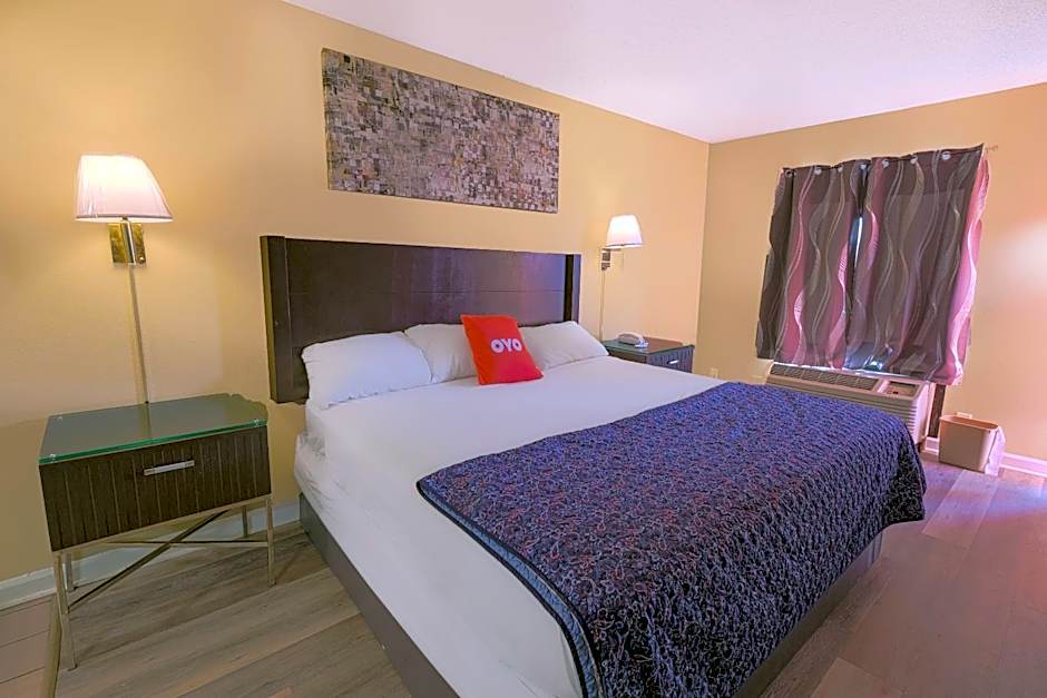 OYO Hotel Brownsville TN I-40